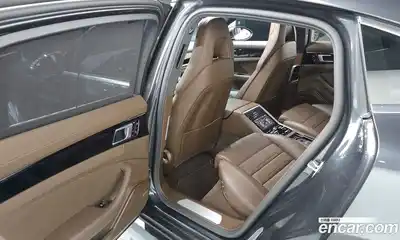 Porsche Panamera 2018 2.9 Автомат в Москве № 230979, миниатюра 4
