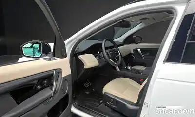 Land Rover Discovery Sport 2025 2.0 Автомат в Москве № 231136, миниатюра 7