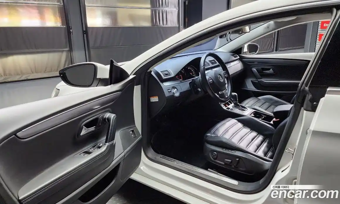 Volkswagen CC 2015 2.0 Автомат в Москве № 232259, фото 11