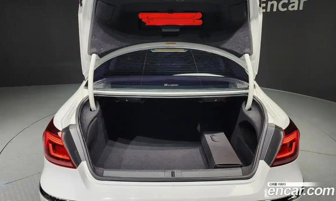 Volkswagen CC 2015 2.0 Автомат в Москве № 232259, фото 15