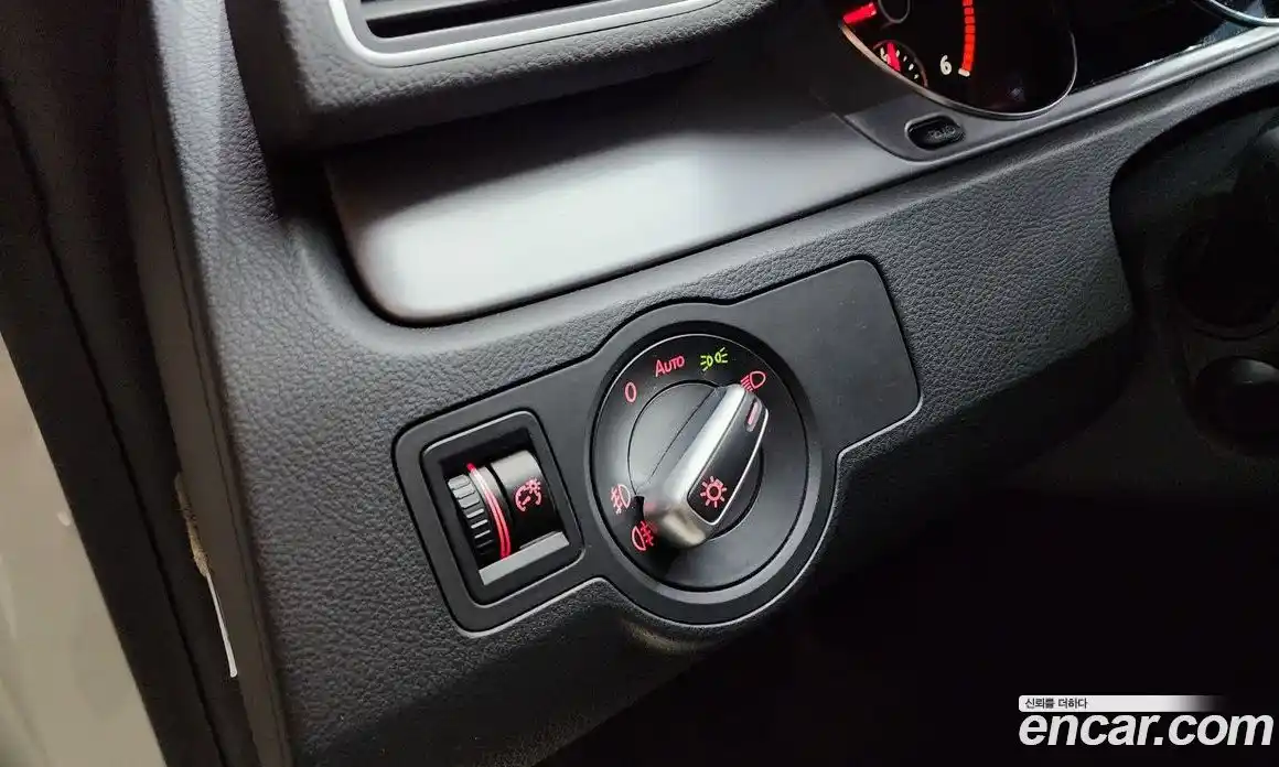 Volkswagen CC 2015 2.0 Автомат в Москве № 232259, фото 16