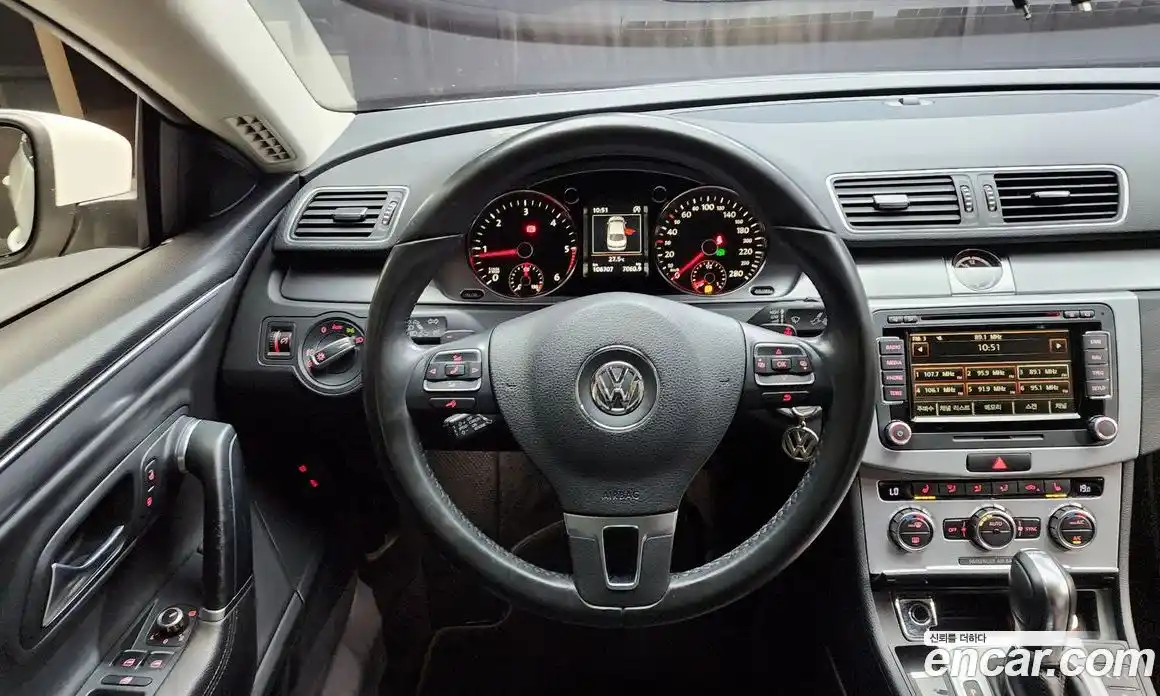 Volkswagen CC 2015 2.0 Автомат в Москве № 232259, фото 10