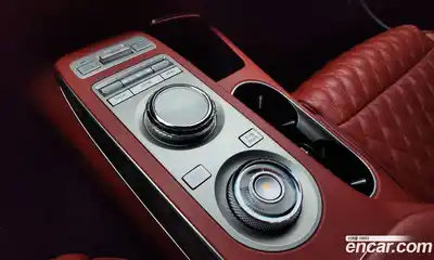 Genesis GV70 2022 2.5 Автомат в Москве № 23845, миниатюра 10