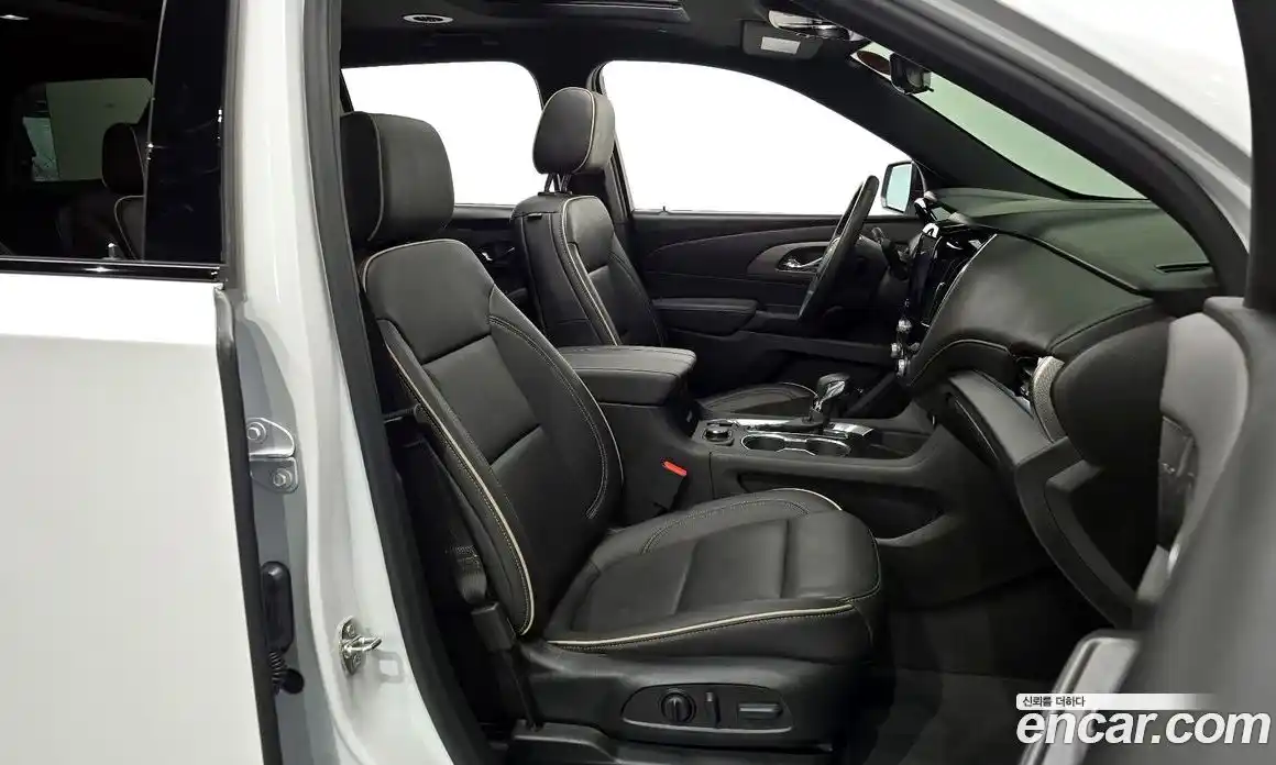 Chevrolet Traverse 2023 3.6 Автомат в Москве № 238679, фото 18