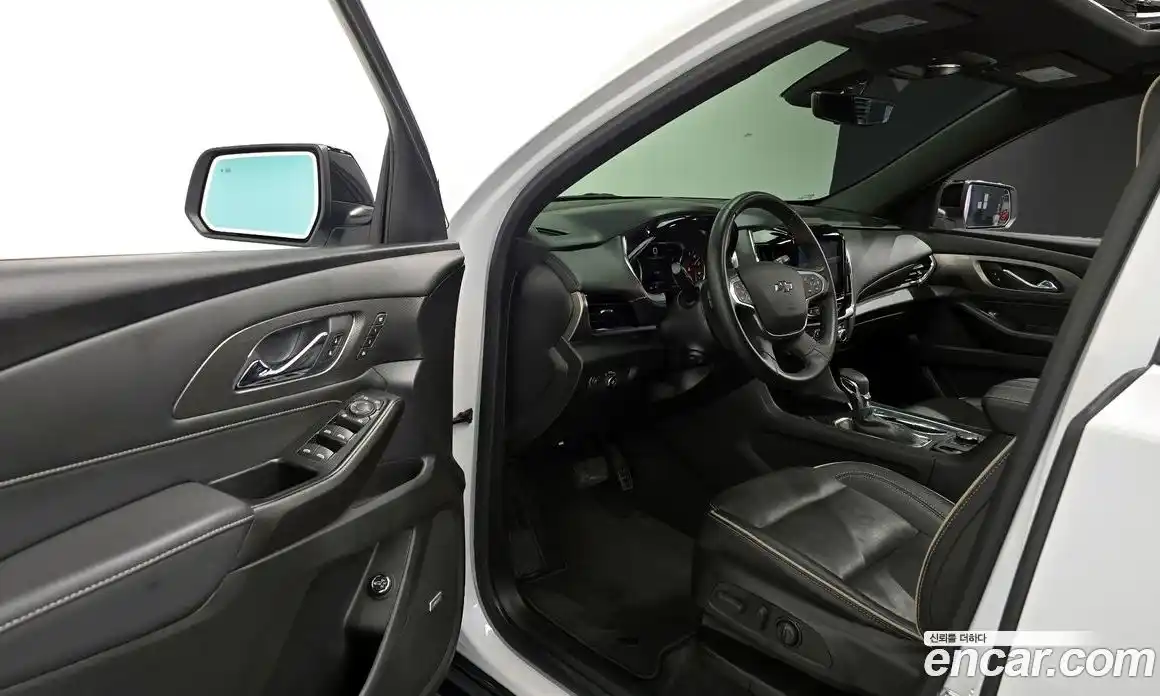 Chevrolet Traverse 2023 3.6 Автомат в Москве № 238679, фото 10