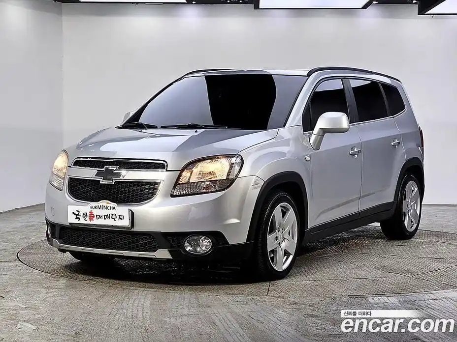Chevrolet Orlando 2012 2.0 Автомат в Москве № 241301, фото 1