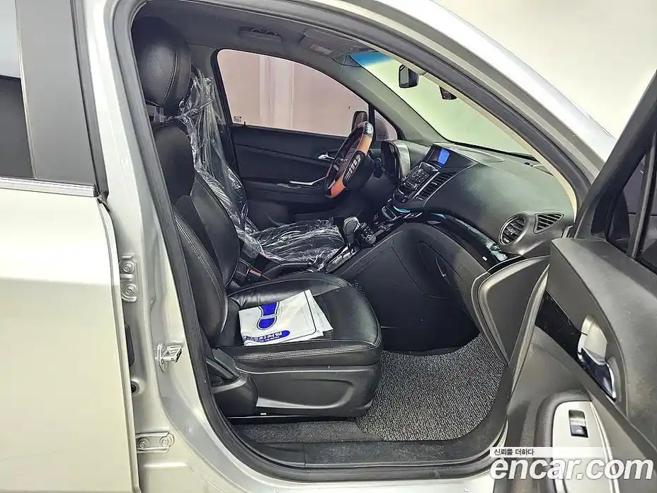 Chevrolet Orlando 2012 2.0 Автомат в Москве № 241301, фото 11