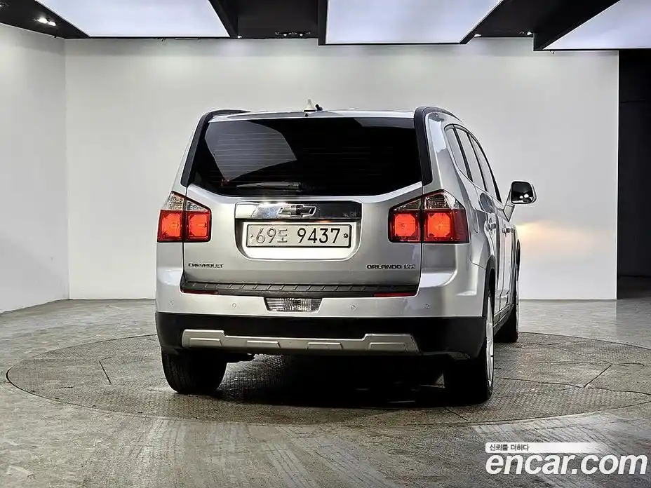 Chevrolet Orlando 2012 2.0 Автомат в Москве № 241301, фото 3