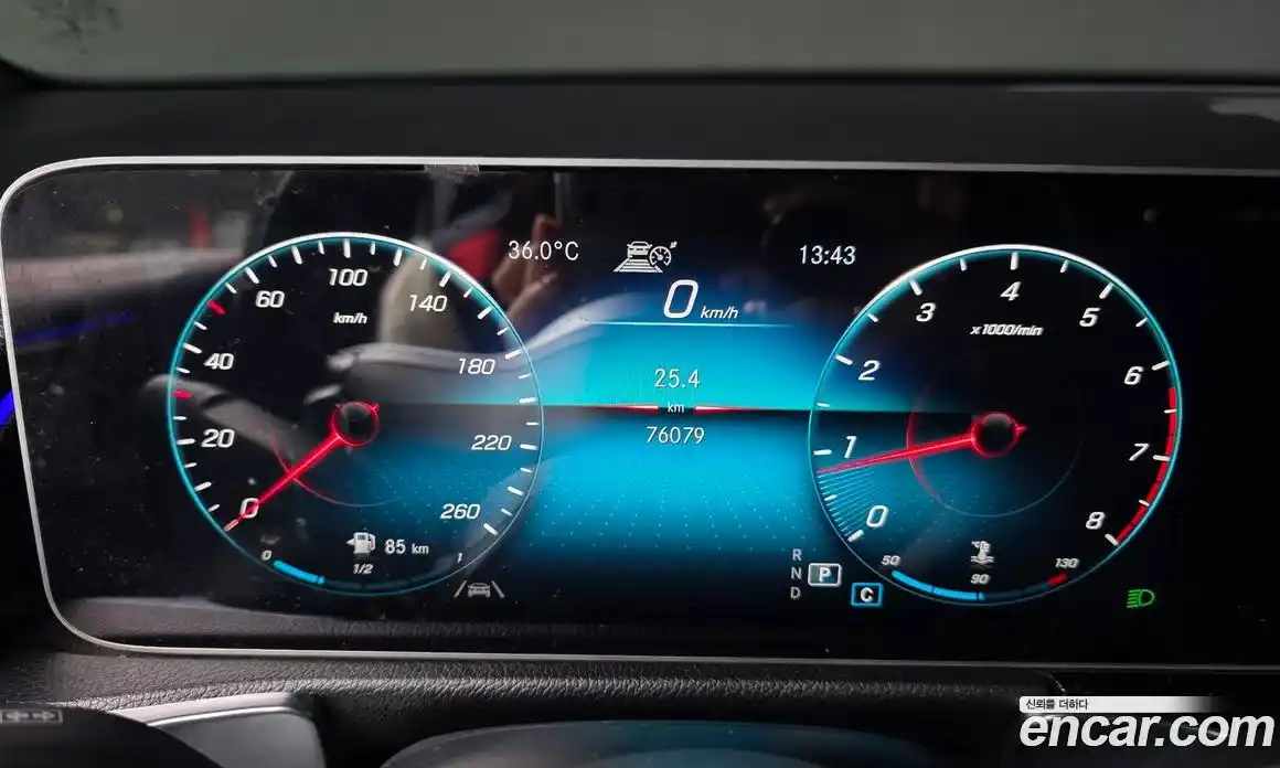 Mercedes-Benz GLB-Class 2020 2.0 Автомат в Москве № 241998, фото 13