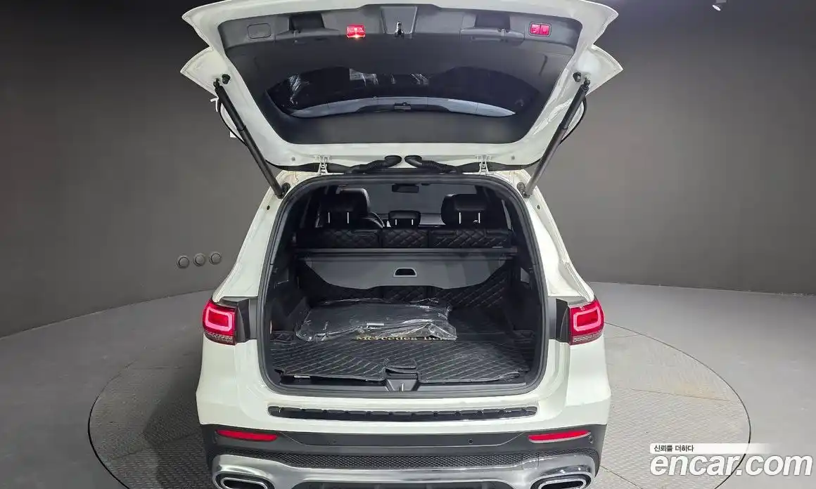 Mercedes-Benz GLB-Class 2020 2.0 Автомат в Москве № 241998, фото 14