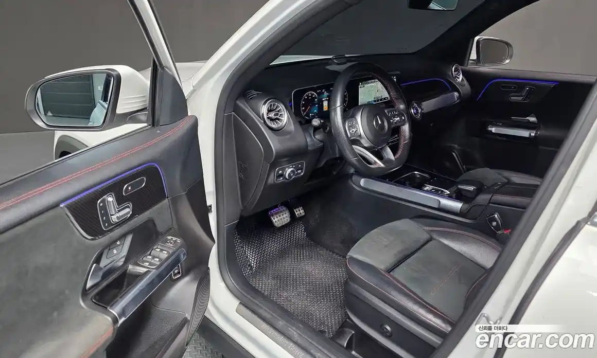 Mercedes-Benz GLB-Class 2020 2.0 Автомат в Москве № 241998, фото 15