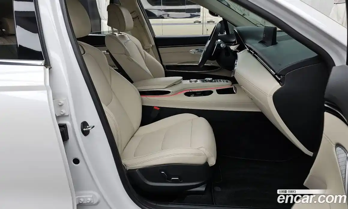 Genesis GV70 2023 2.5 Автомат в Москве № 24291, фото 15