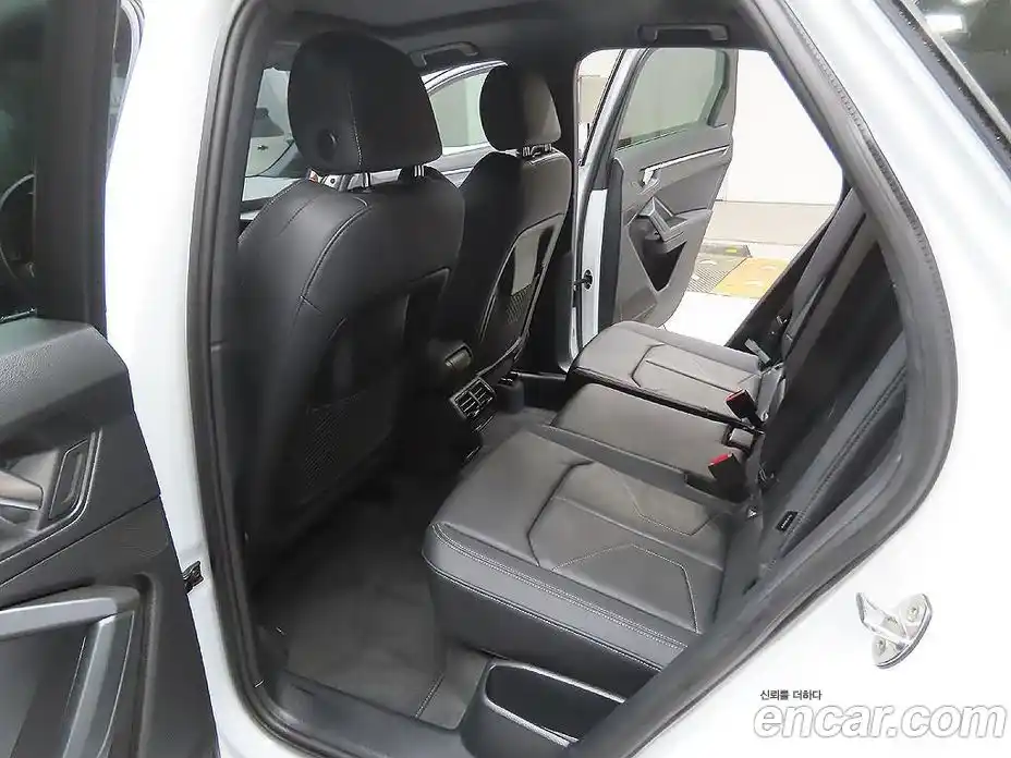 Audi Q3 2020 2.0 Автомат в Москве № 247969, фото 9