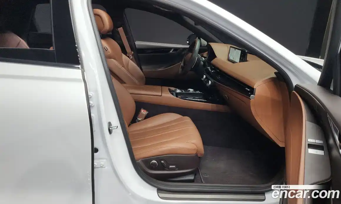 Genesis G80 2023 2.5 Автомат в Москве № 24966, фото 13