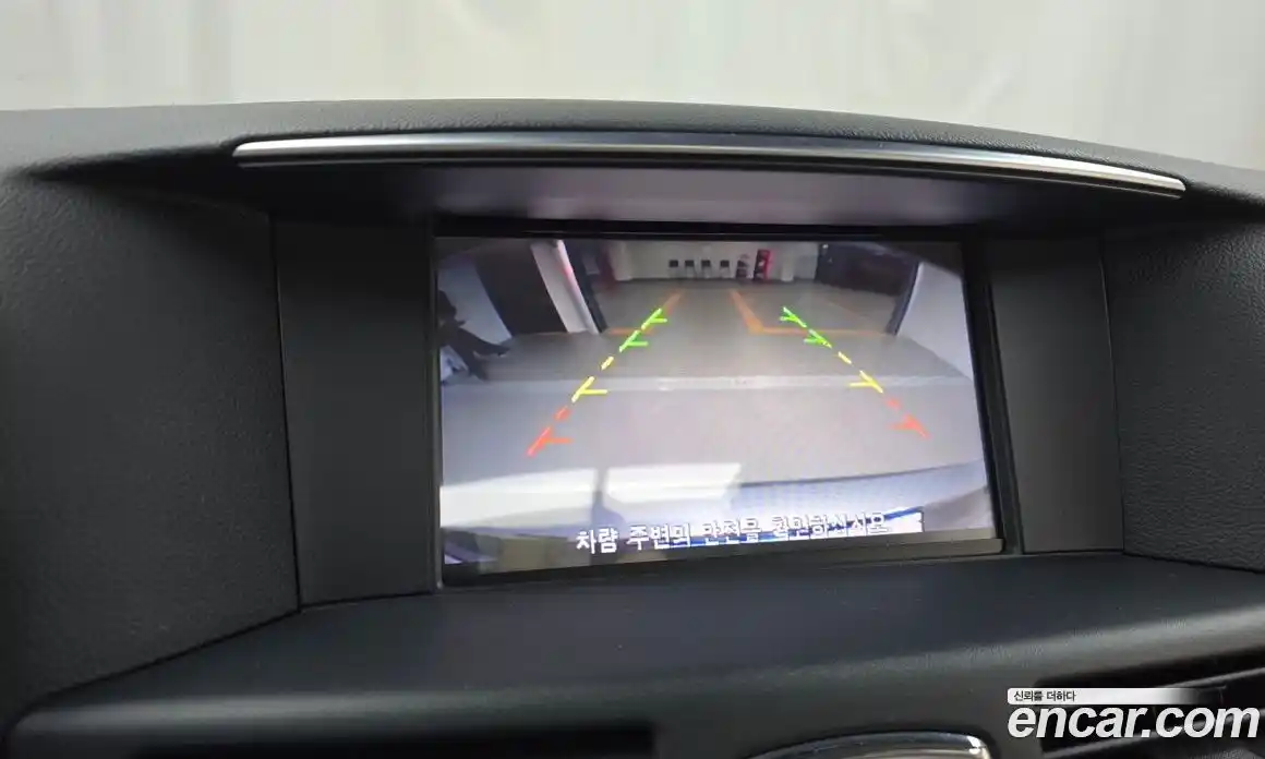 Infiniti Q70 2017 3.7 Автомат в Москве № 250373, фото 15