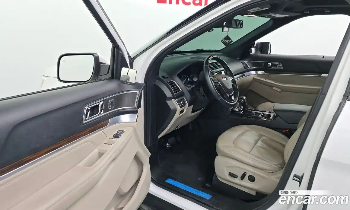 Ford Explorer 2019 2.3 Автомат в Москве № 255548, фото 16