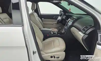 Ford Explorer 2019 2.3 Автомат в Москве № 255548, миниатюра 9