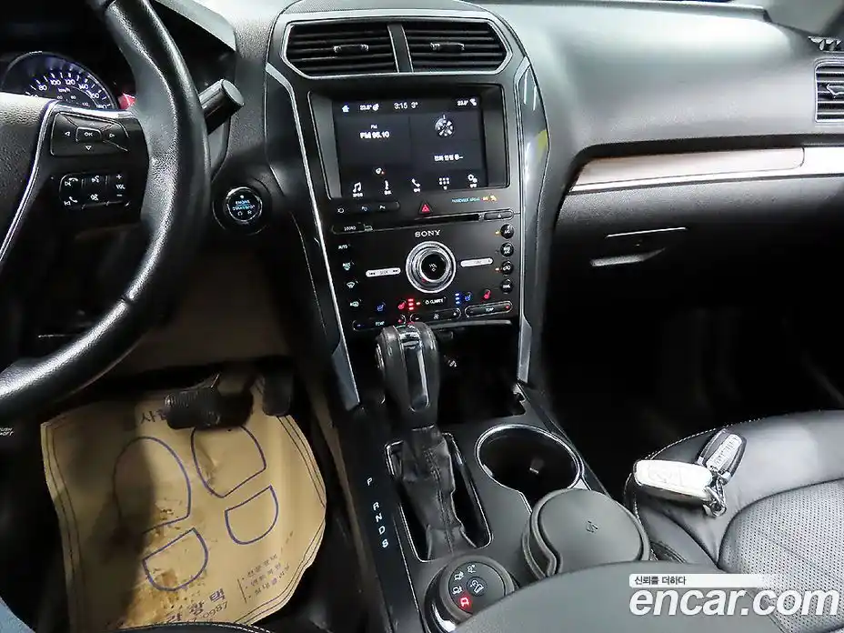 Ford Explorer 2018 2.3 Автомат в Москве № 255572, фото 11