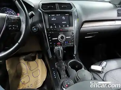 Ford Explorer 2018 2.3 Автомат в Москве № 255572, миниатюра 11