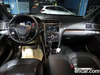 Ford Explorer 2018 2.3 Автомат в Москве № 255572, миниатюра 5