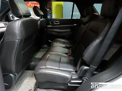Ford Explorer 2018 2.3 Автомат в Москве № 255572, миниатюра 7