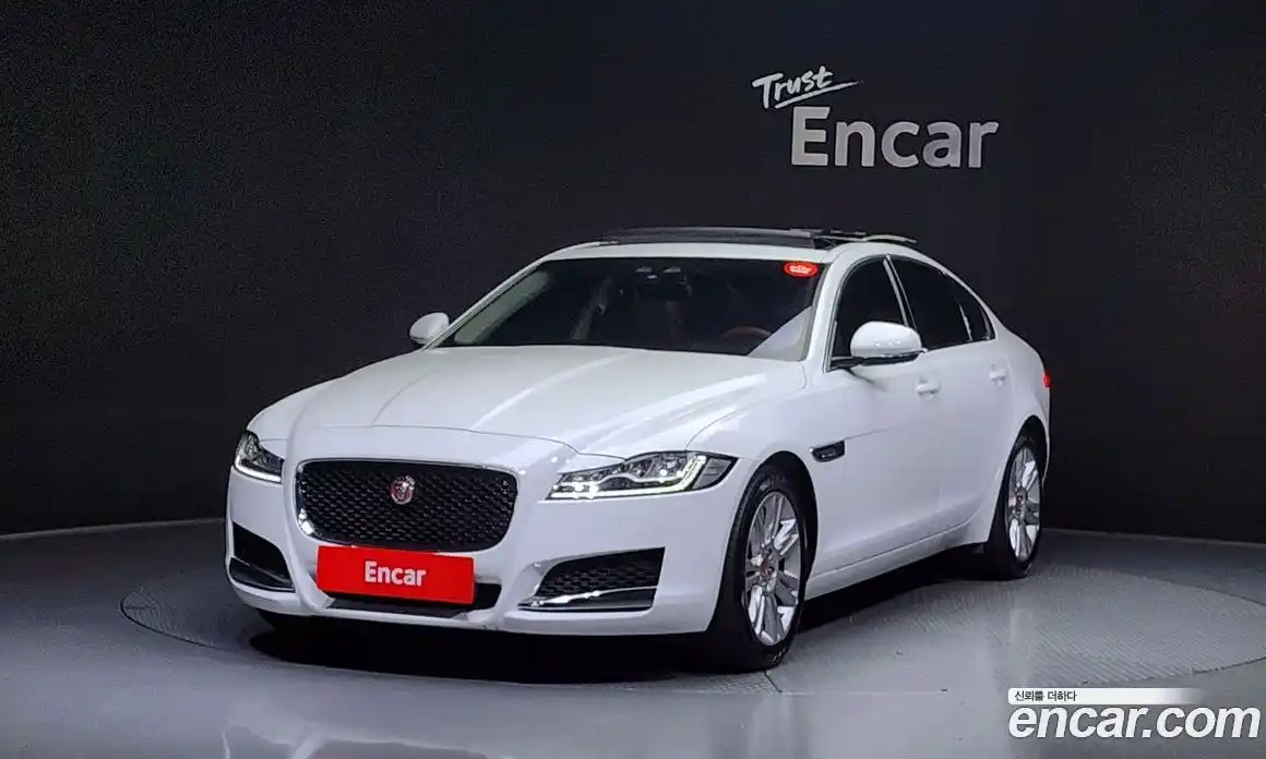 Jaguar XF 2017 2.0 Автомат в Москве № 256089, фото 18