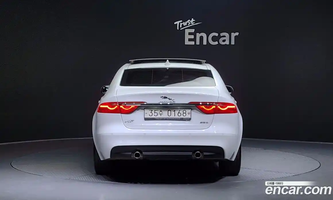 Jaguar XF 2017 2.0 Автомат в Москве № 256089, фото 7