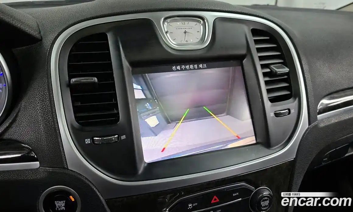 Chrysler 300C 2015 3.6 Автомат в Москве № 256750, фото 15