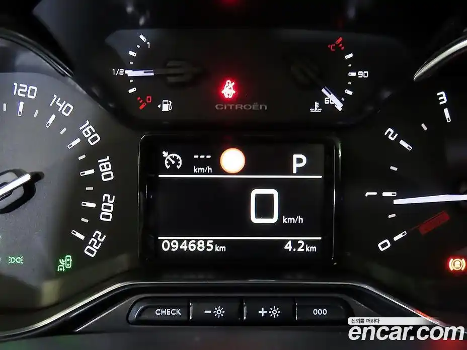 Citroen C3 Aircross 2019 1.5 Автомат в Москве № 257007, фото 9