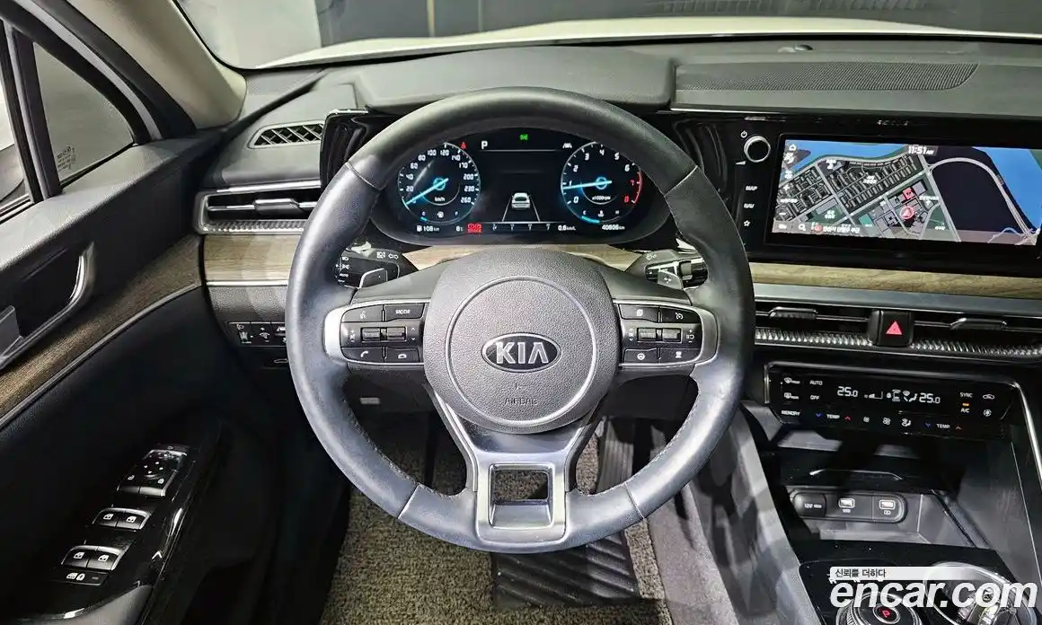 Kia K5 2021 2.0 Автомат в Москве № 257816, фото 17