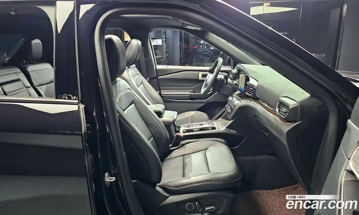 Ford Explorer 2020 2.3 Автомат в Москве № 272996, фото 15