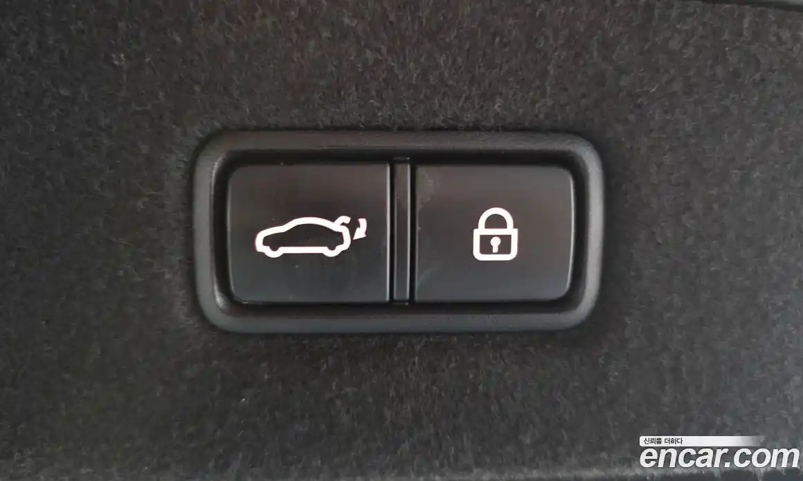 Genesis EQ900 2016 5.0 Автомат в Москве № 27923, фото 10