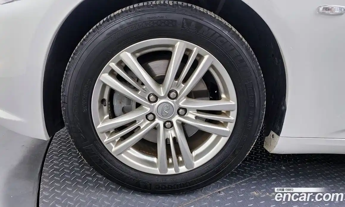 Infiniti G 2013 2.5 Автомат в Москве № 284128, фото 5