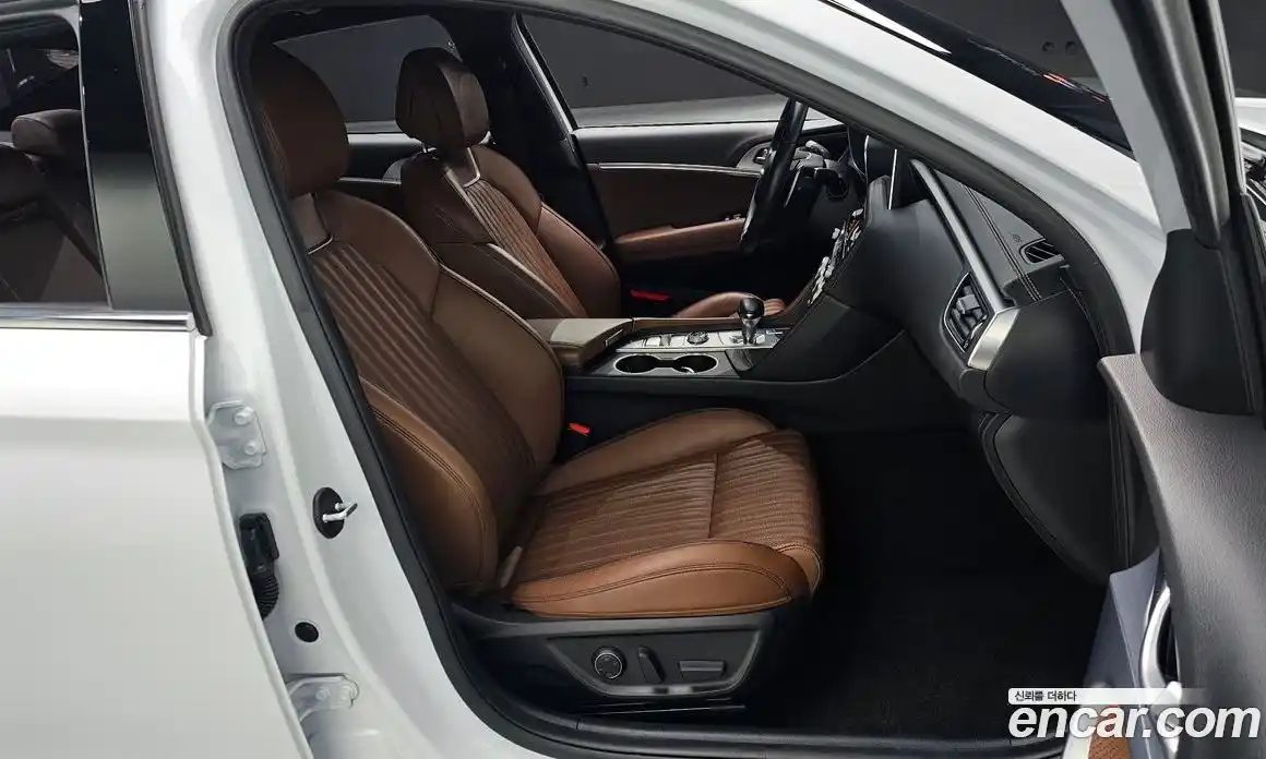 Genesis G70 2019 2.0 Автомат в Москве № 289814, фото 10