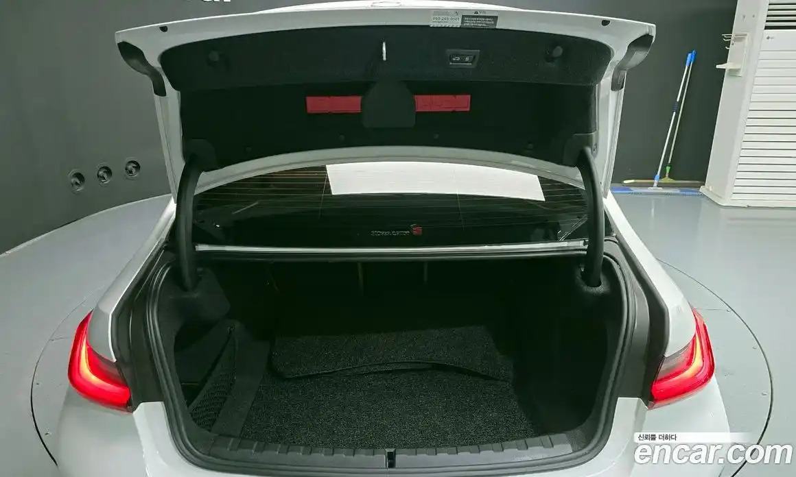 BMW 3-Series 2024 2.0 Автомат в Москве № 291930, фото 20