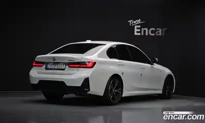 BMW 3-Series 2024 2.0 Автомат в Москве № 291930, миниатюра 2