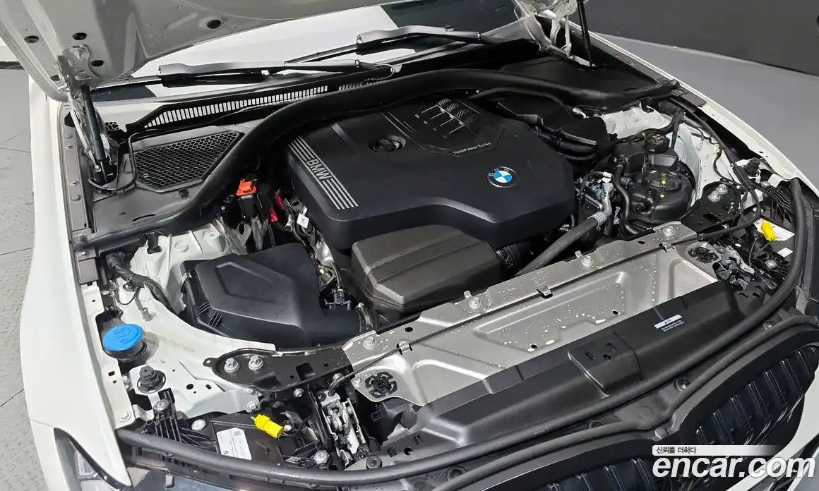 BMW 3-Series 2024 2.0 Автомат в Москве № 291930, фото 6