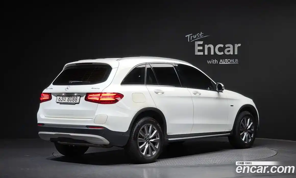 Mercedes-Benz GLC-Class 2018 2.0 Автомат в Москве № 292608, фото 14