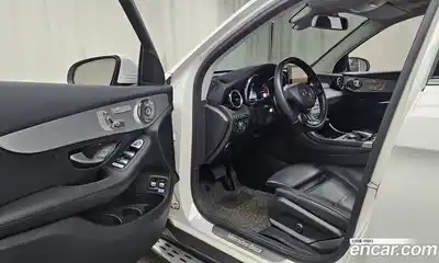 Mercedes-Benz GLC-Class 2018 2.0 Автомат в Москве № 292608, миниатюра 10