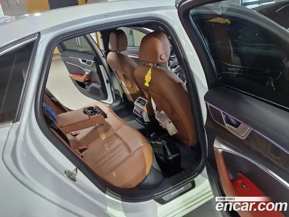 Audi A6 2022 2.0 Автомат в Москве № 293510, фото 9