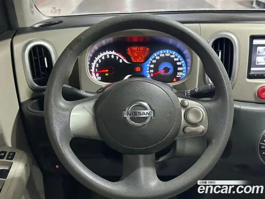 Nissan Cube 2011 1.8 Автомат в Москве № 294962, фото 11