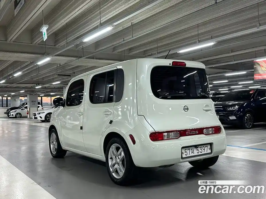 Nissan Cube 2011 1.8 Автомат в Москве № 294962, фото 3