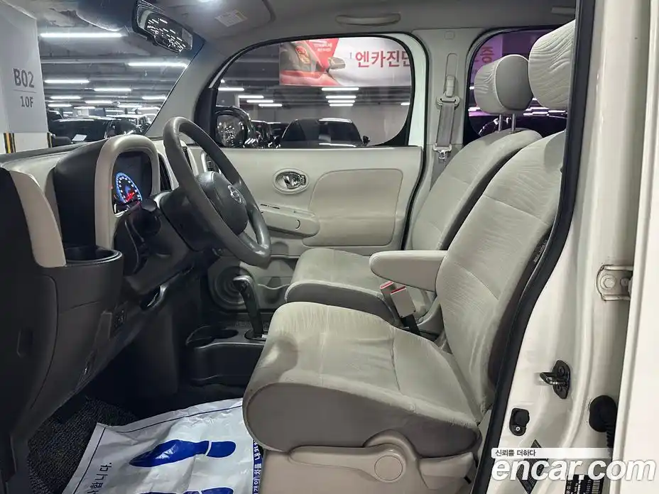 Nissan Cube 2011 1.8 Автомат в Москве № 294962, фото 8