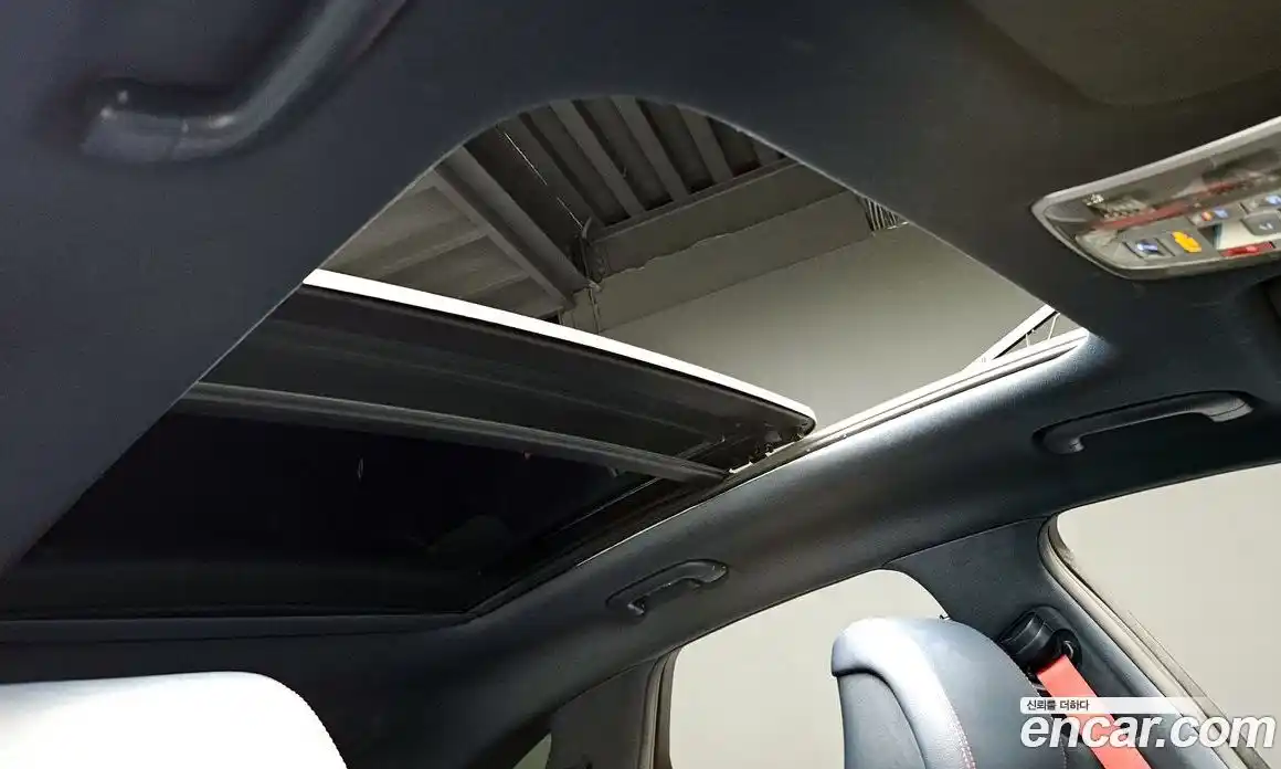 Genesis GV70 2022 2.5 Автомат в Москве № 299234, фото 16