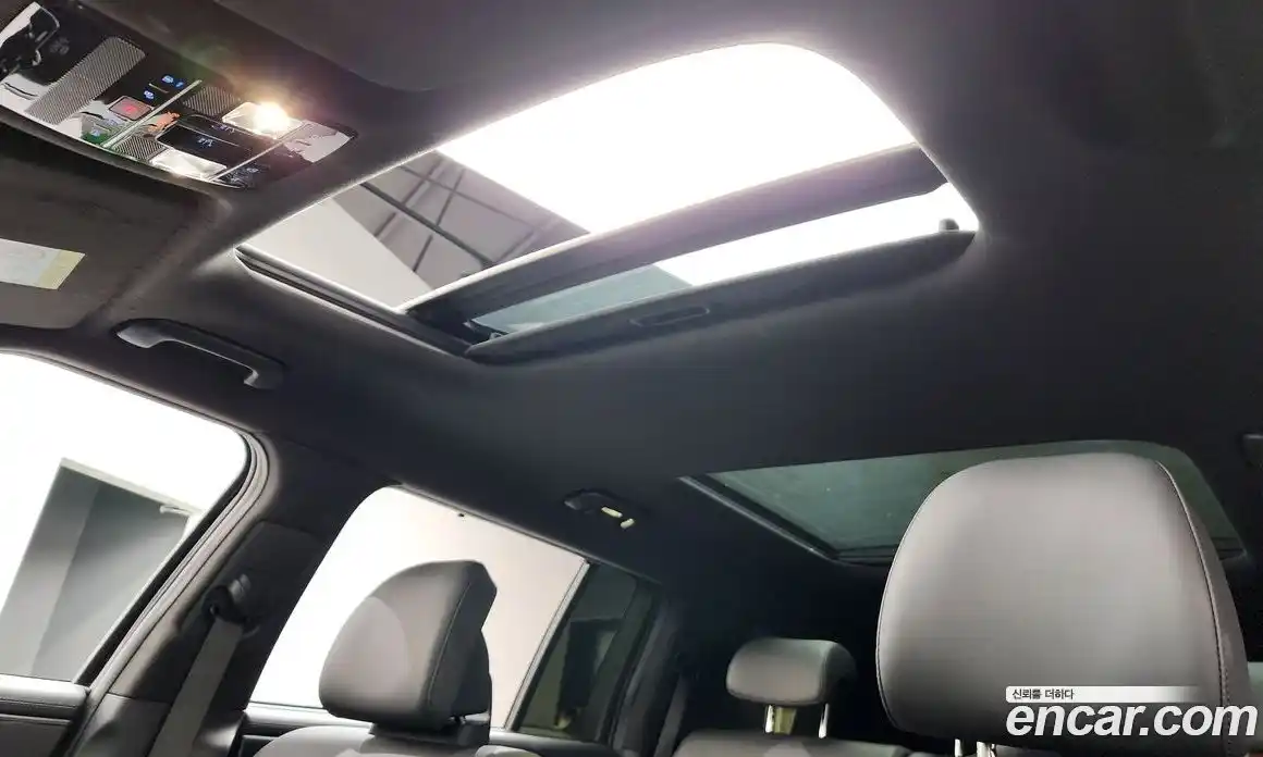 Hyundai Santa Fe 2024 1.6 Автомат в Москве № 303865, фото 17