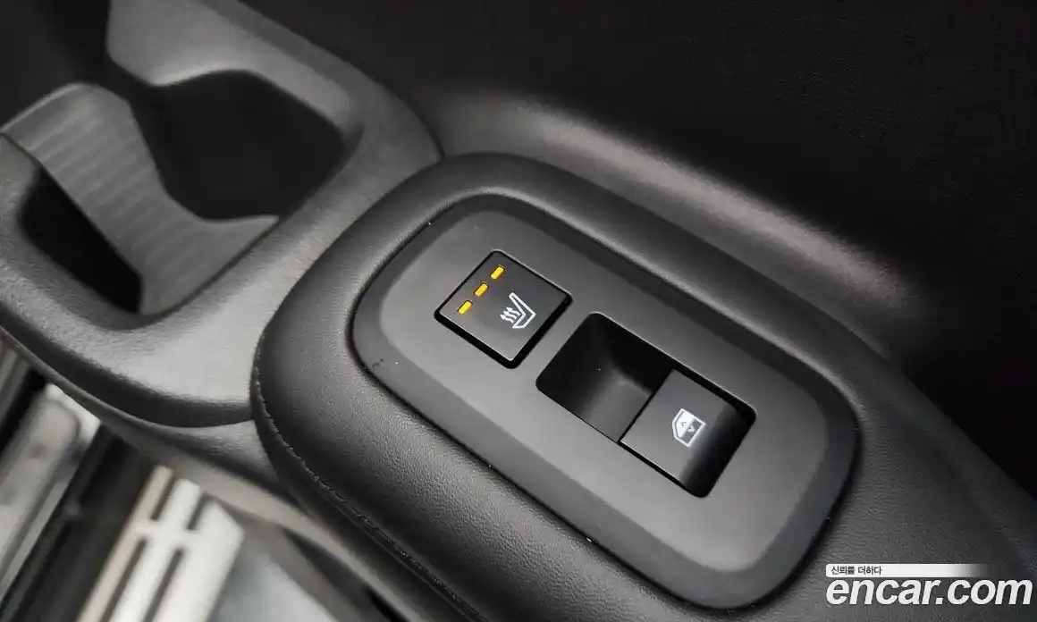 Hyundai Santa Fe 2024 1.6 Автомат в Москве № 303865, фото 3