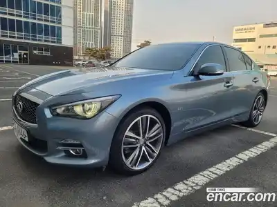 Infiniti Q50, 2015