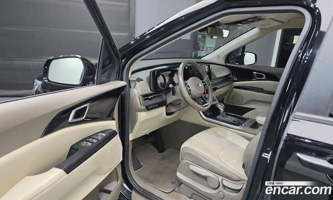 Kia Canival 2021 2.2 Автомат в Москве № 308451, фото 12