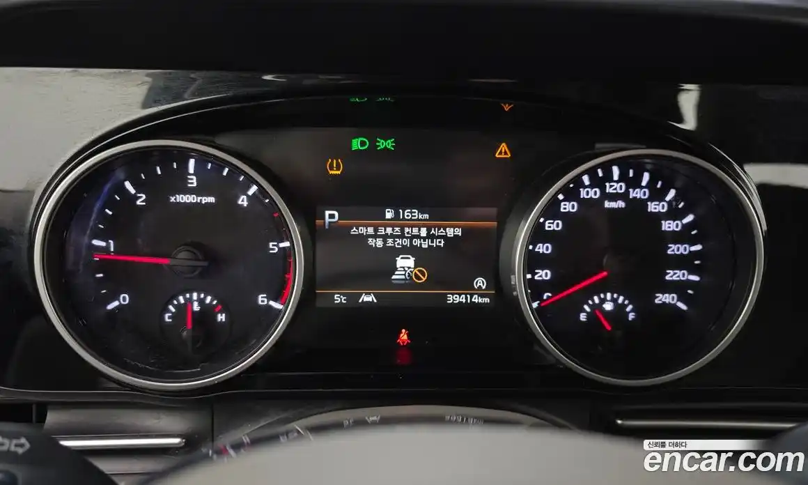 Kia Canival 2021 2.2 Автомат в Москве № 308451, фото 4