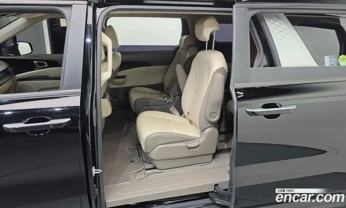 Kia Canival 2021 2.2 Автомат в Москве № 308451, фото 10